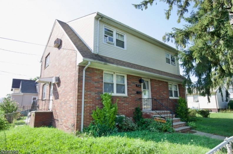 1640 Grier Ave, Linden NJ  07036-1620 exterior