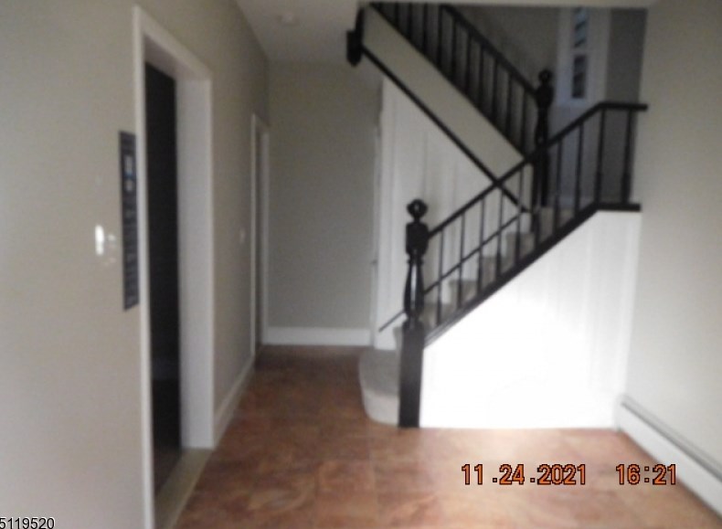 399 30th St, Paterson, NJ 07504-1635
