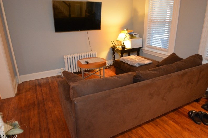 153 W Chrystal St, Dover, NJ 07801