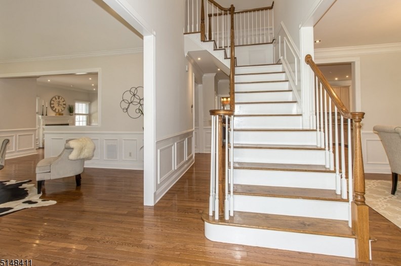 24 Georgetown Ct, Basking Ridge, NJ 07920-4245