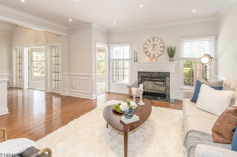 24 Georgetown Ct, Basking Ridge NJ  07920-4245 exterior