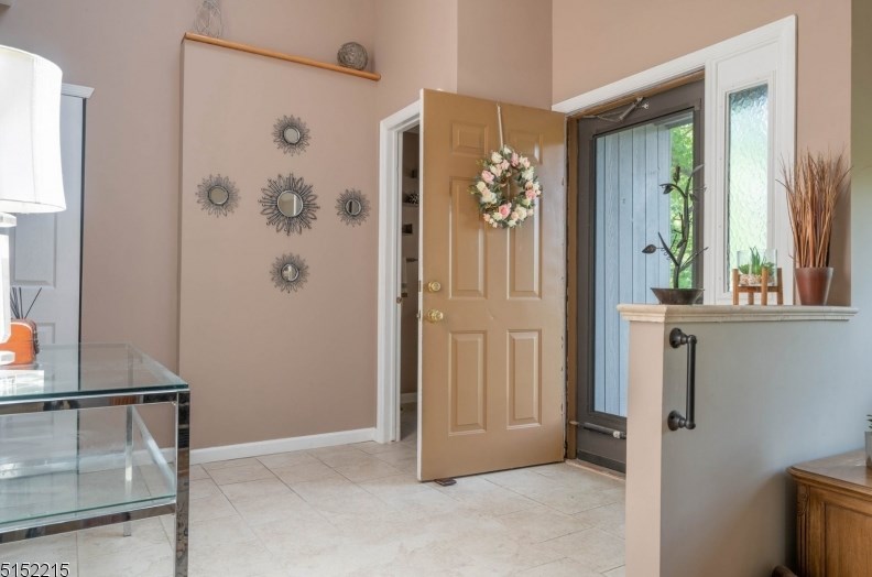 183 Arbor Cir, Basking Ridge, NJ 07920-3126
