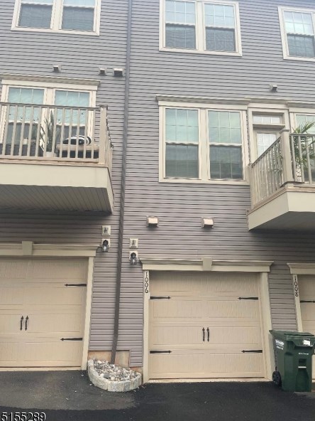 1006 Station Rd, Millstone, NJ 08876