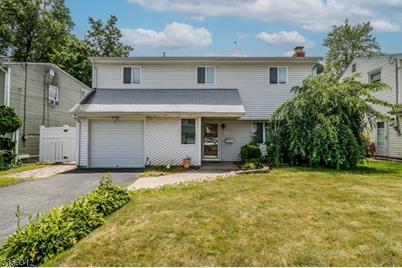 77 Madison St - Photo 1