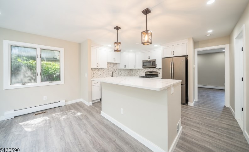 89 Myrtle Ave, Clifton, NJ 07014