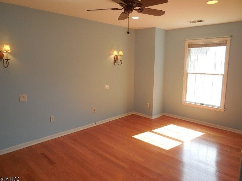 133 Jamestown Rd, Basking Ridge NJ  07920-3050 exterior