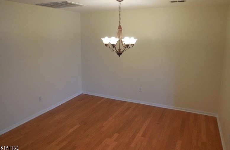 133 Jamestown Rd, Basking Ridge NJ  07920-3050 exterior