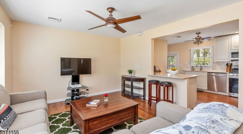 122 Sweetbriar Ln, Plainfield, NJ 07060