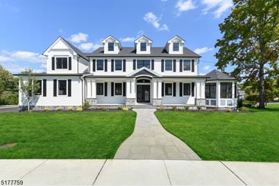301 Orenda Cir - Photo 1