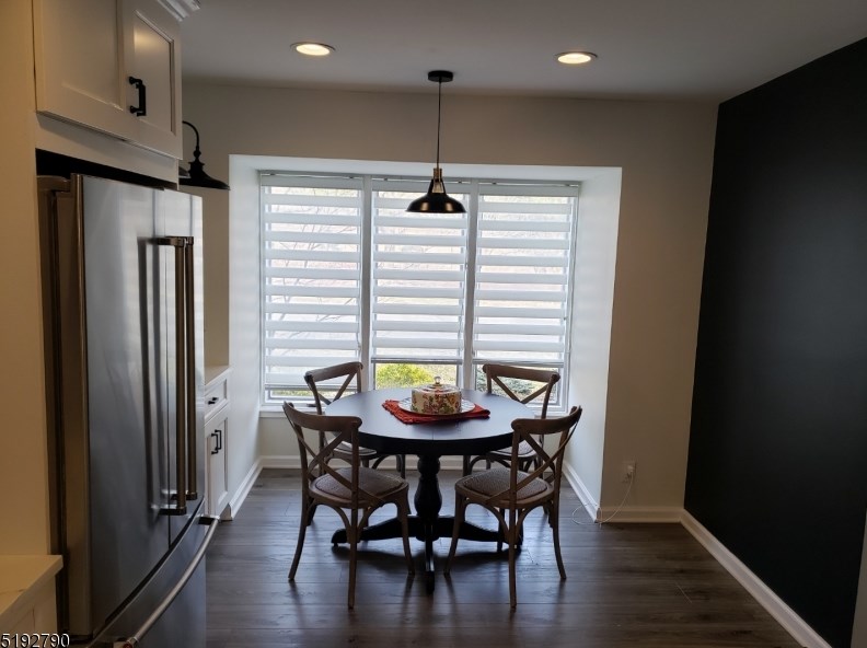 228 Butternut Dr, Wayne NJ  07470-4954 exterior