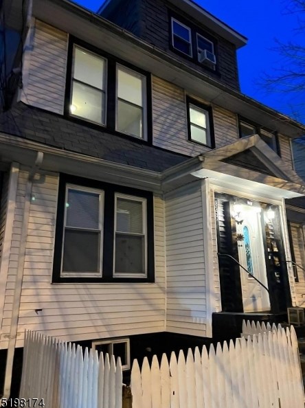843 20th St, Newark NJ  07108-1127 exterior