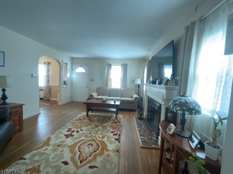 35 Freeman Pl, Nutley, NJ 07110