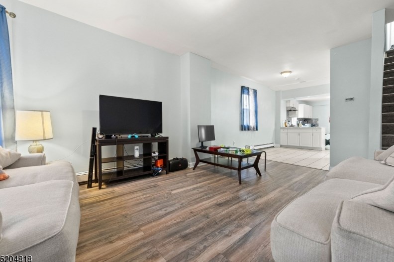 937 S 2nd St, Plainfield, NJ 07063