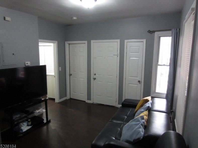 773-775 E 26th St 1st Floor, Paterson, NJ 07504