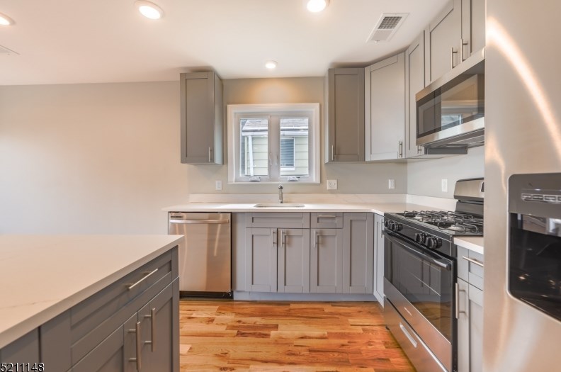 255 Chadwick Ave #2, Newark, NJ 07108