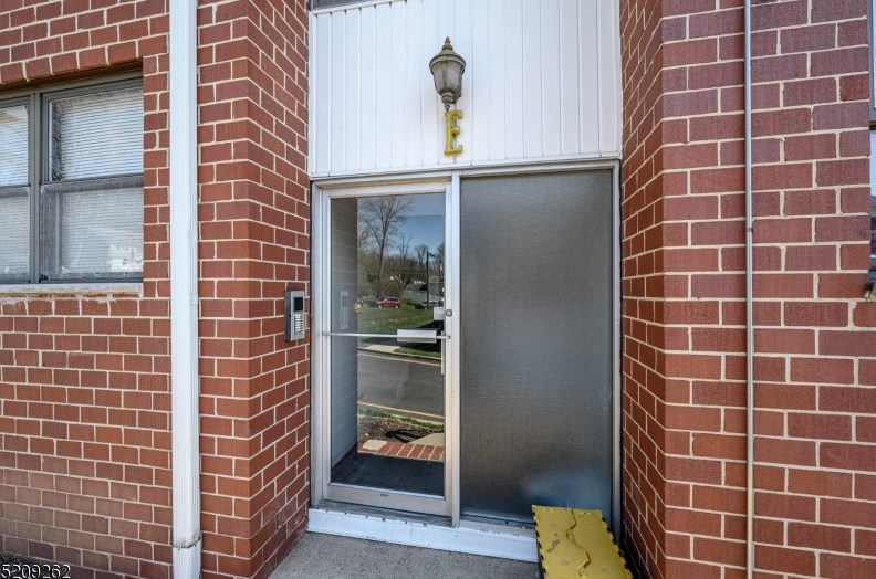 1300 Rock Ave #8, Plainfield, NJ 07060