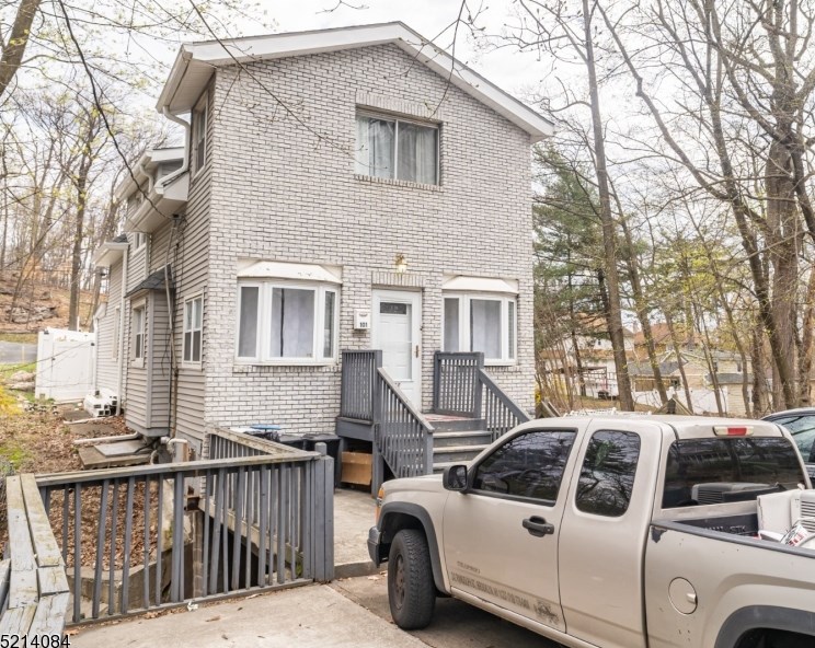101 Pompton Rd, Paterson, NJ 07508-1615