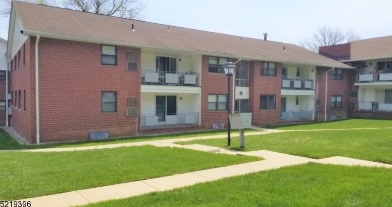 1300 Rock Ave #k8, Plainfield, NJ 07060