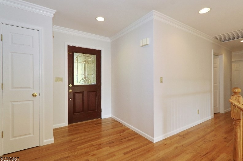 100 Sagamore Rd, Millburn, NJ 07041