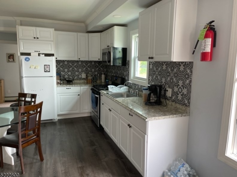 21 King St #2, Paterson, NJ 07508