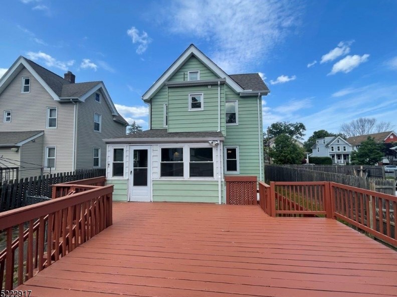 39 Harrison Ave, Plainfield, NJ 07060-3942
