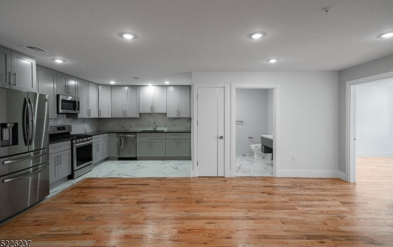 859 Main St #312, Paterson, NJ 07503
