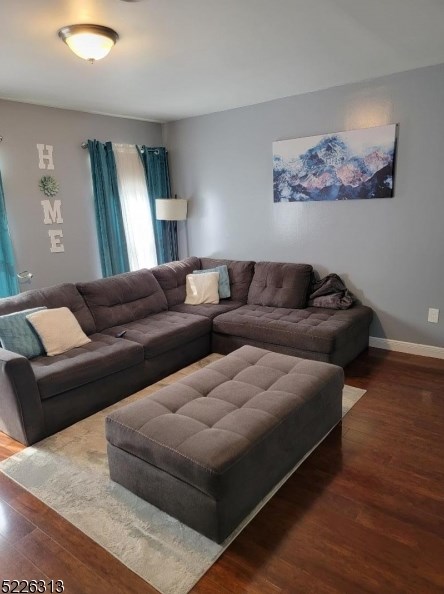 19 Carmella Ct, Newark, NJ 07104-3057