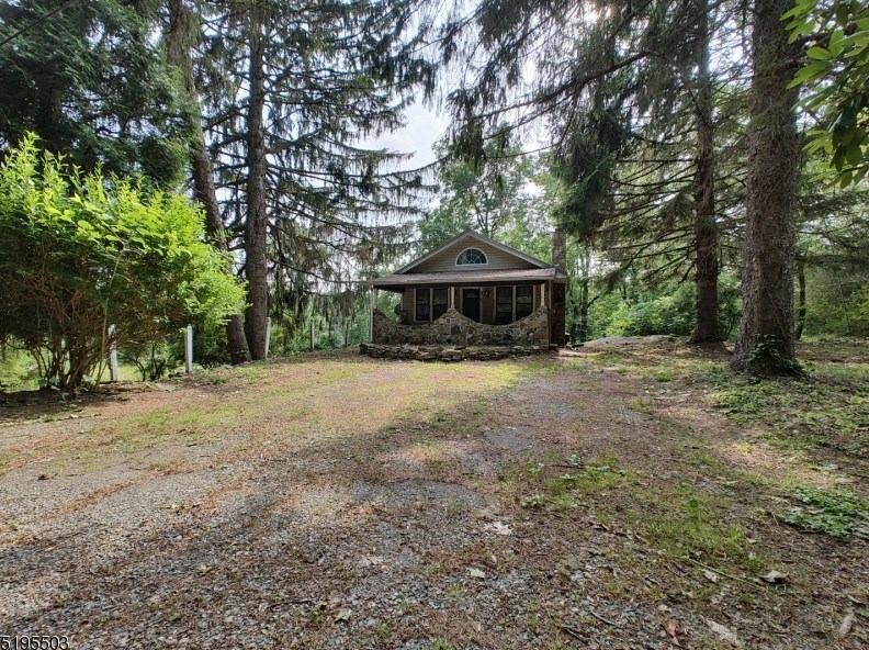 5 Hartmans Trail, Washington, NJ 07882