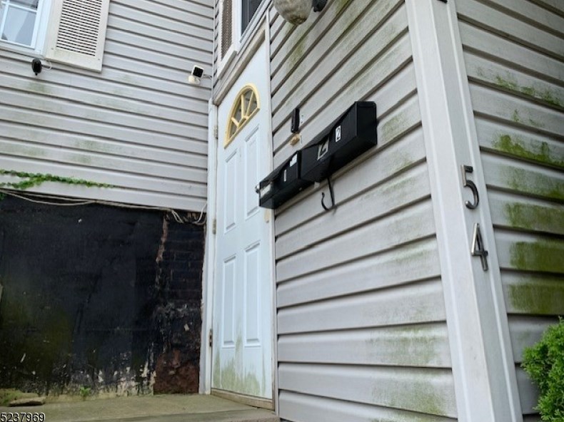 54-56 Doremus St, Paterson, NJ 07522