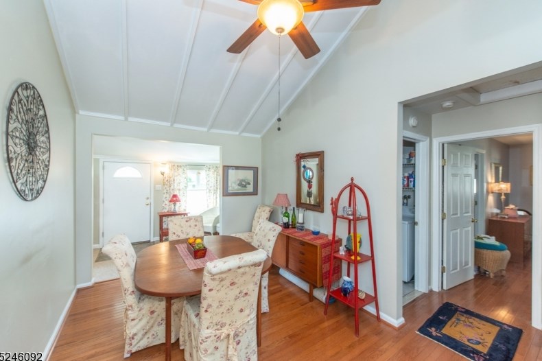 38 Iroquois Ave, Lake Hiawatha NJ 07034-1706 exterior