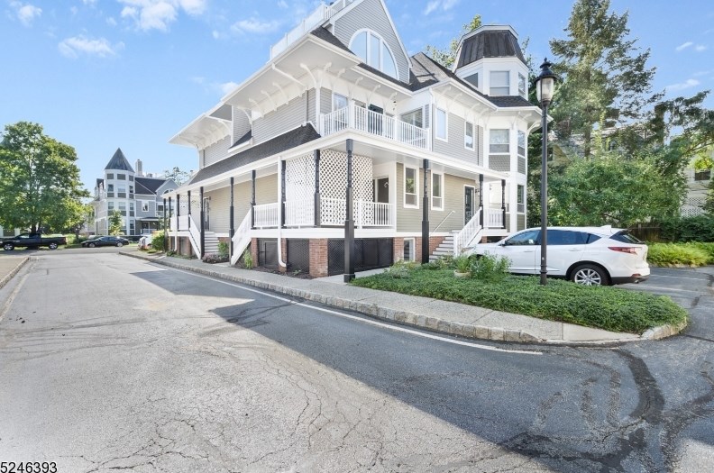 22 Franklin Pl #d, Morristown, NJ 07960