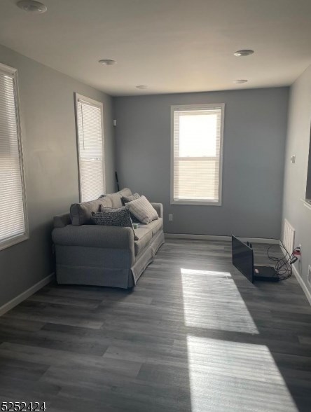 45 Fox St, Delaware Park NJ  08865-3047 exterior