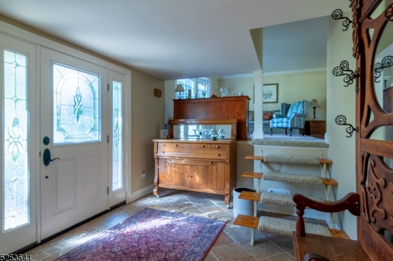 189 Riverside Dr, Basking Ridge, NJ 07920-1334