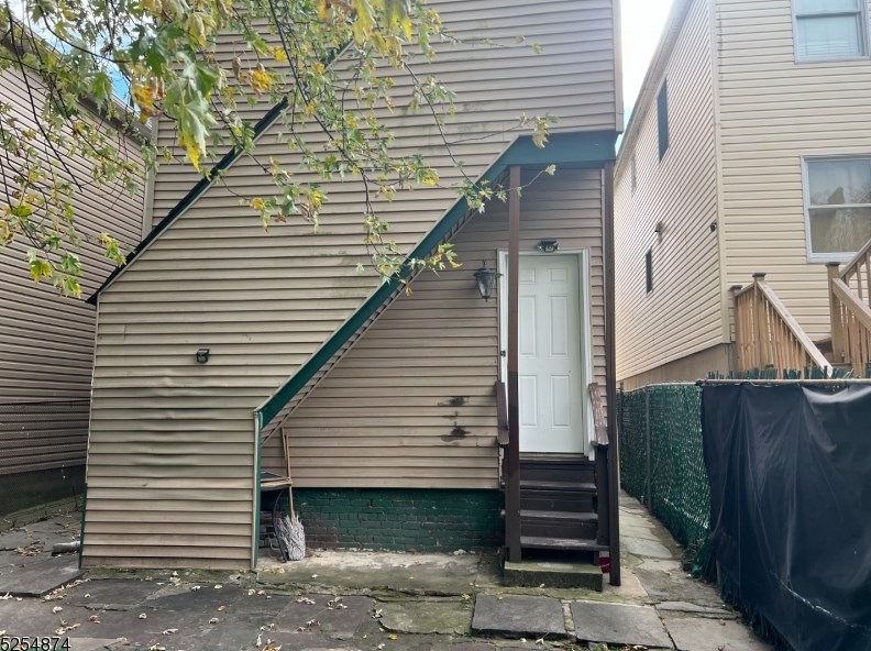 143 16th Ave, Paterson, NJ 07501