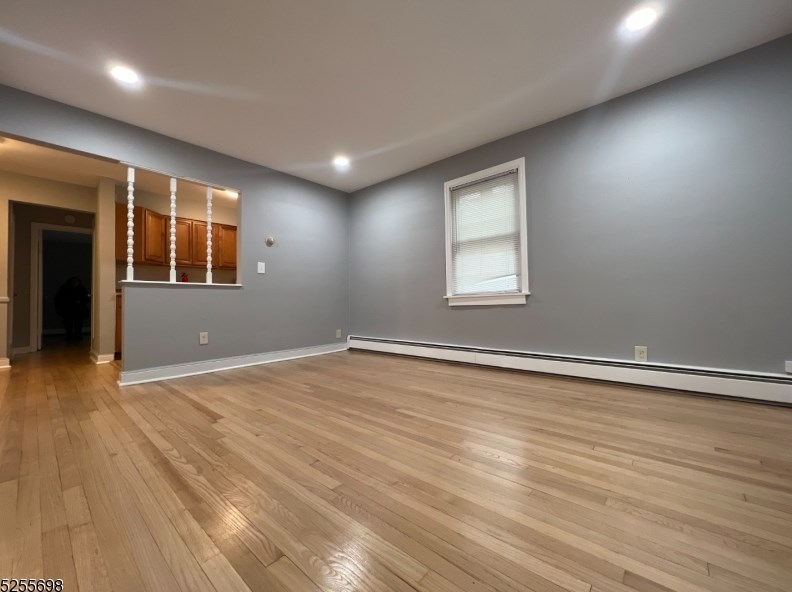 29 E 6th St, Clifton, NJ 07011