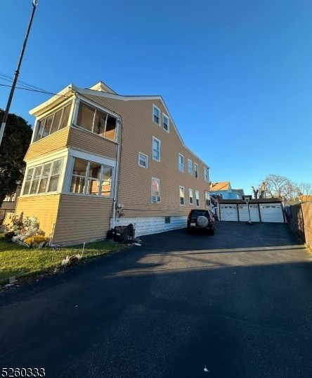 231 19th Ave, Paterson NJ  07504-2109 exterior