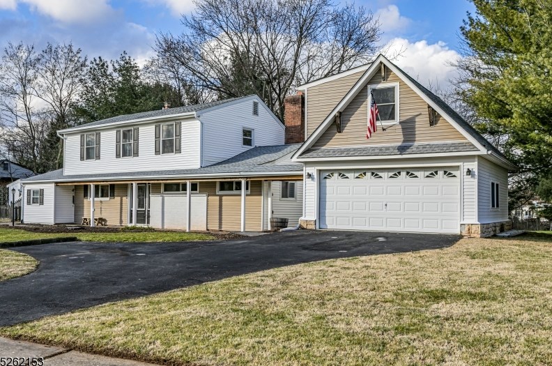 5 Meadowbrook Dr, Millstone, NJ 08844-4809