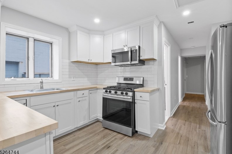 16 Madison, Paterson, NJ 07524