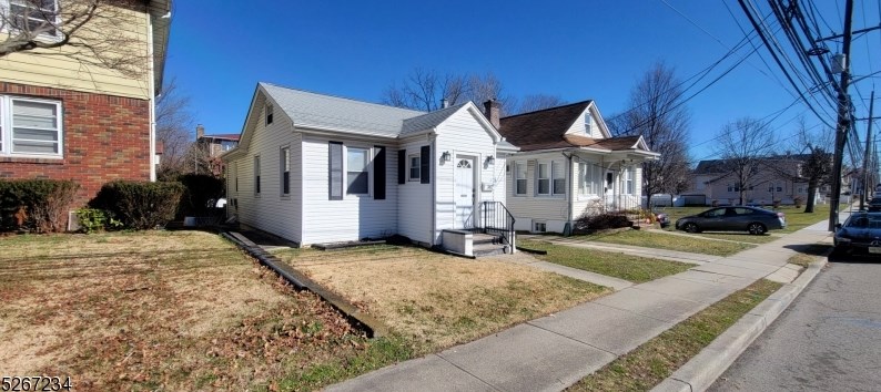382 Delawanna Ave, Clifton NJ  07014-1341 exterior