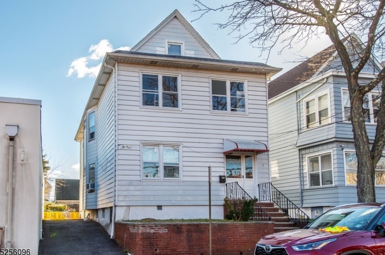 9 Madison Ave, Clifton, NJ 07011