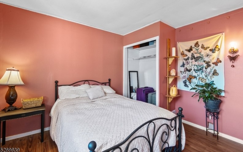 3 Degraw Ave, Clifton NJ  07013-1507 exterior