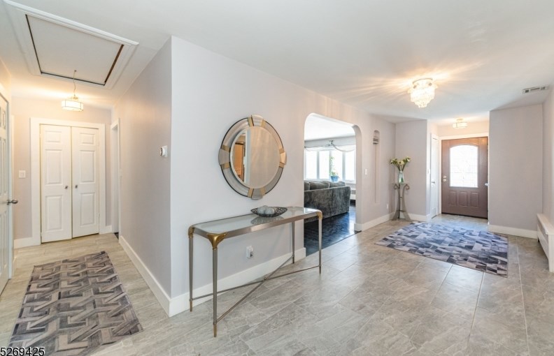 1421 Alps Rd, Wayne, NJ 07470