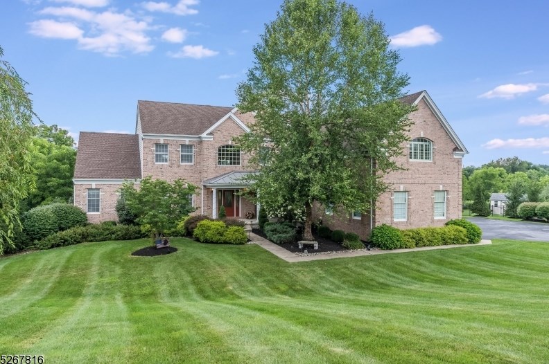 3 High Ridge Ln, Augusta, NJ 07822