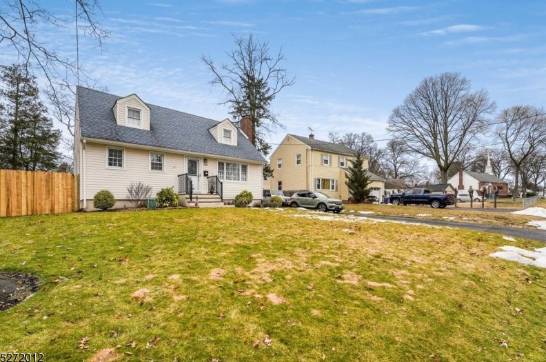560 Fisk Pl, Plainfield, NJ 07063