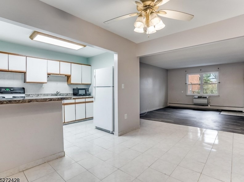 1132 Valley Rd, Wayne, NJ 07470