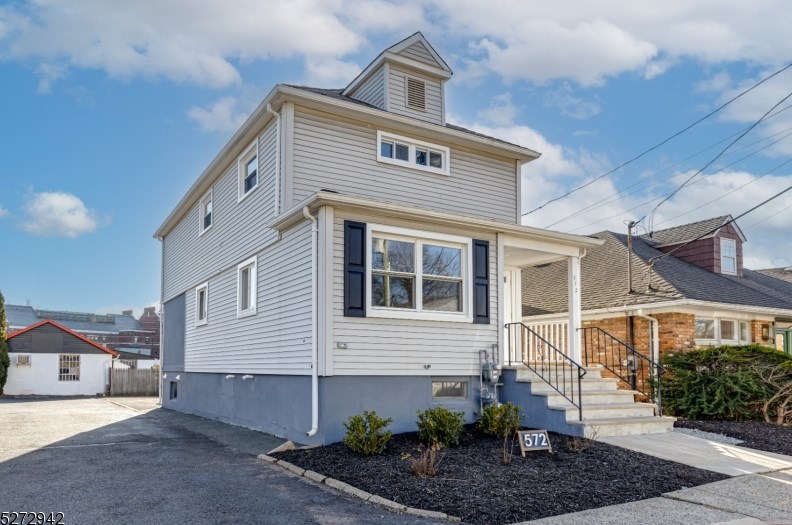 572 Springfield Ave, Berkeley Heights, NJ 07922