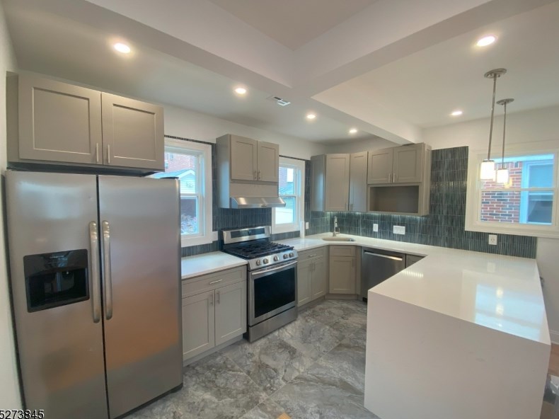 845 Chestnut St, Kearny, NJ 07032