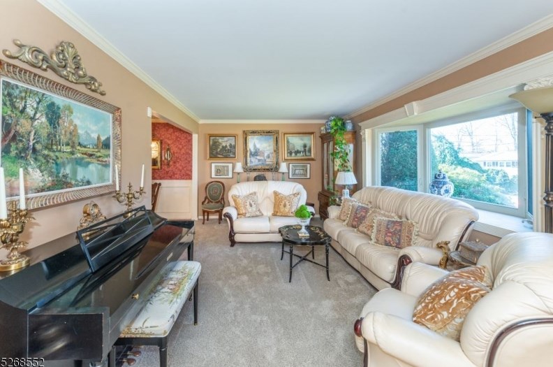 66 Kearney Ave, Whippany, NJ