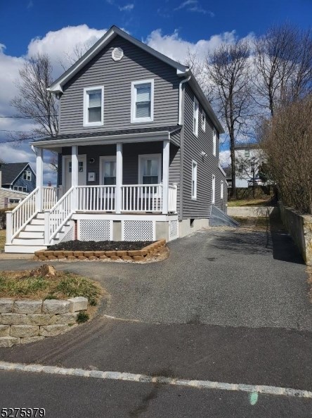 14 Cross St, Dover, NJ 07801-4642
