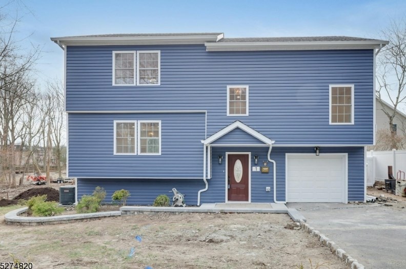 1 Kinderkamack Rd, Oradell NJ  07649-2832 exterior